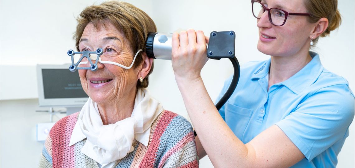 Rehaklinik Zihlschlacht Neuromodulation Therapie TPS DSC 9650 Gespiegelt