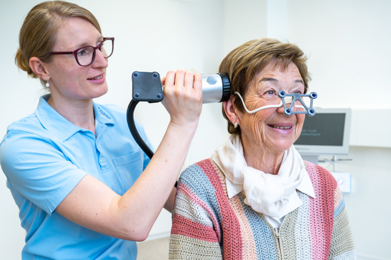 Rehaklinik Zihlschlacht Neuromodulation Therapie TPS DSC 9650
